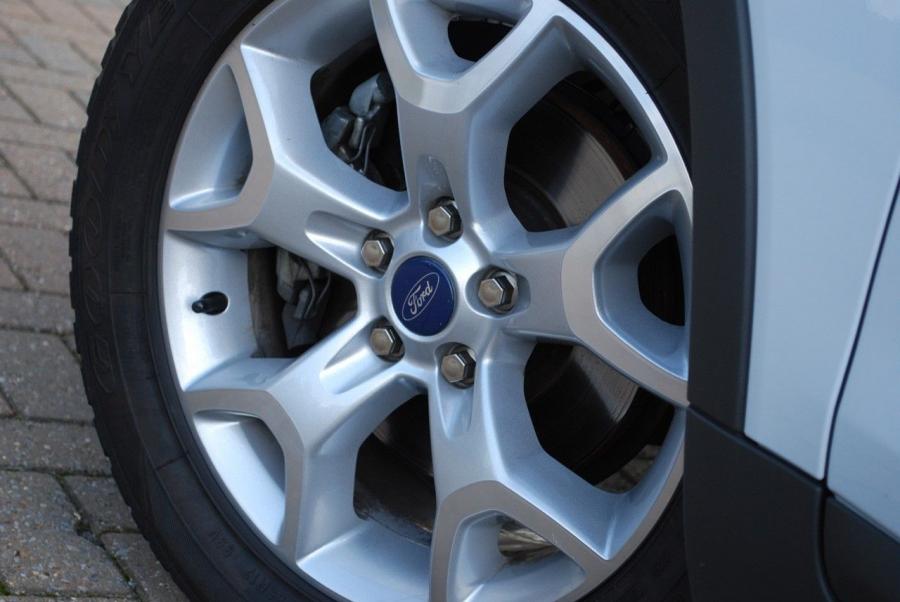  Ford Kuga 2008 года  (фото 56 из 139)